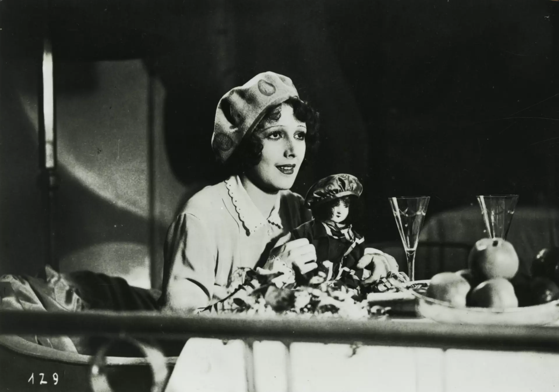 Filmszene aus dem Stummfilm "Der Sträfling von Stambul"