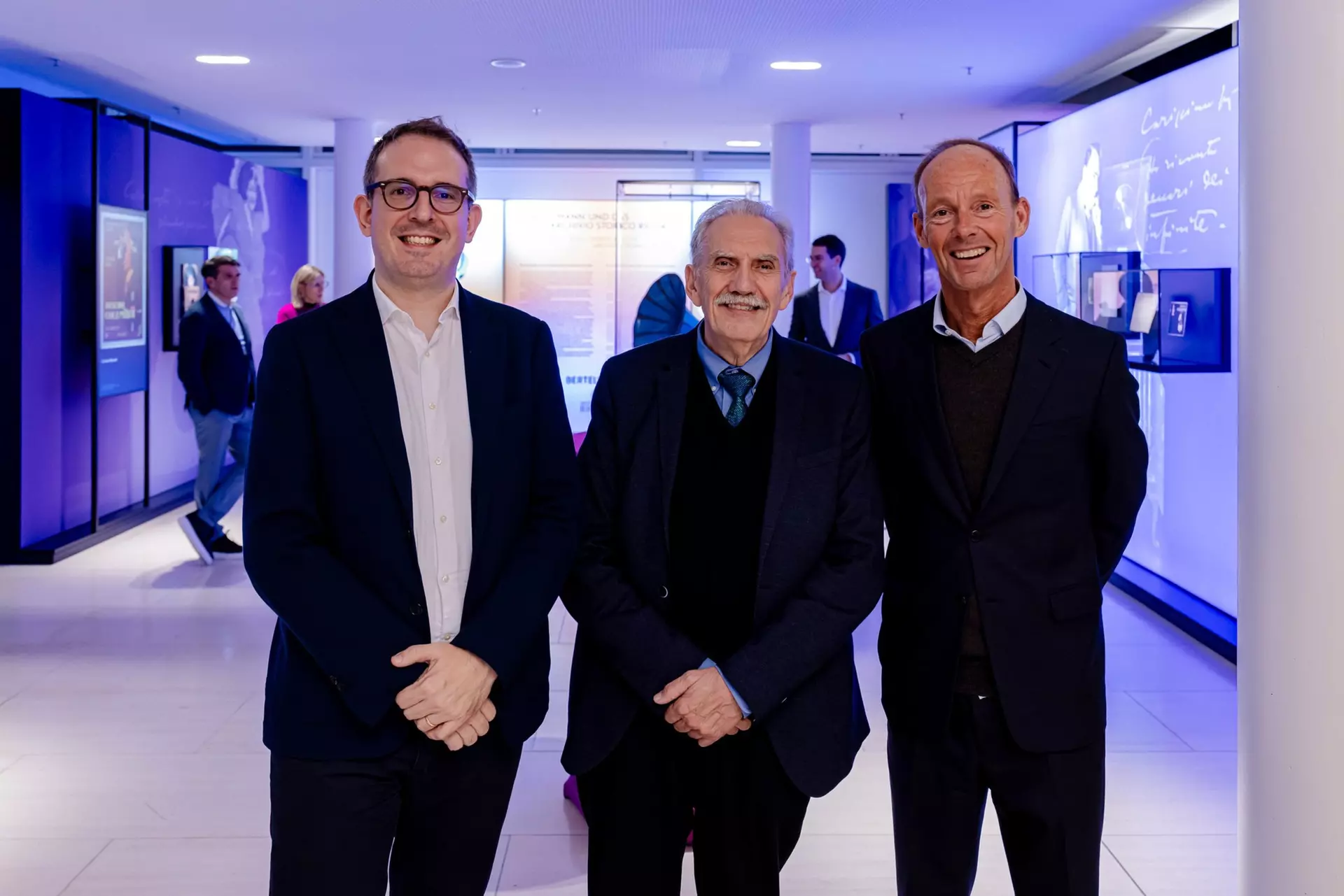 Pierluigi Ledda, Gabriele Dotto, and Thomas Rabe in the middle of the Puccini exhibition in Gütersloh