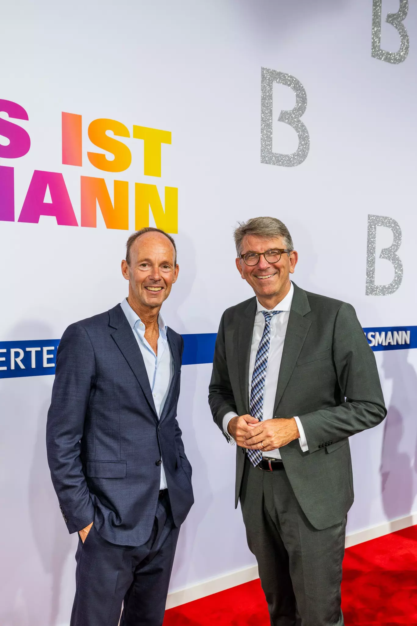 Thomas Rabe und Dr. Wolfram Weimer auf dem roten Teppich der Bertelsmann Party 2025.