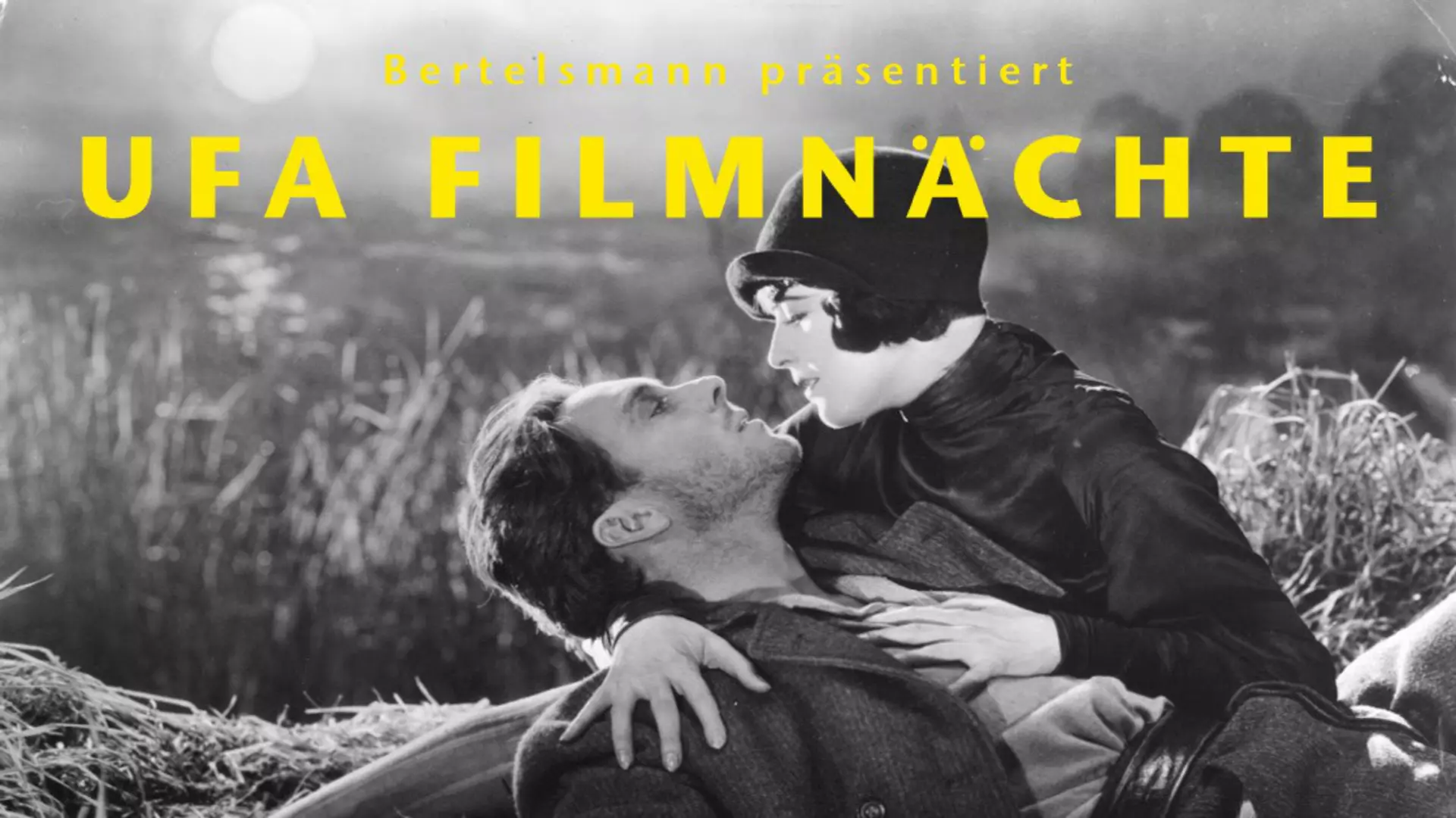 Romantische Schwarz-Weiss Szene mit einem Mann und einer Frau aus dem Film "Sunrise"
