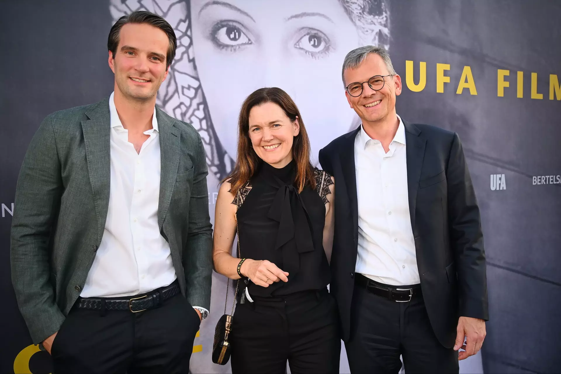 Thomas Coesfeld und Dominik Asam, CFO SAP & Aufsichtsratsmitglied von Bertelsmann mit Lebensgefährtin Anne Le Pape